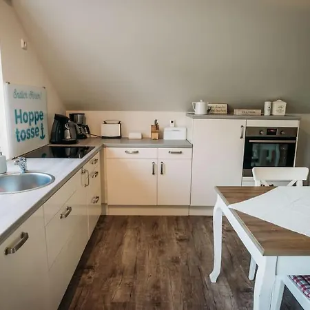 Strandnah, Familienfreundlich, Schoen! Hoppetosse Am Schoenberger Apartment Schonberger Strand