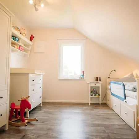 Strandnah, Familienfreundlich, Schoen! Hoppetosse Am Schoenberger Apartment *
